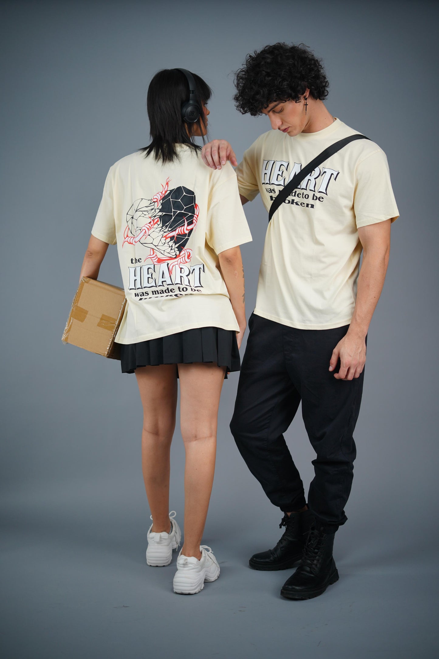 Broken Heart T-shirt in Beige